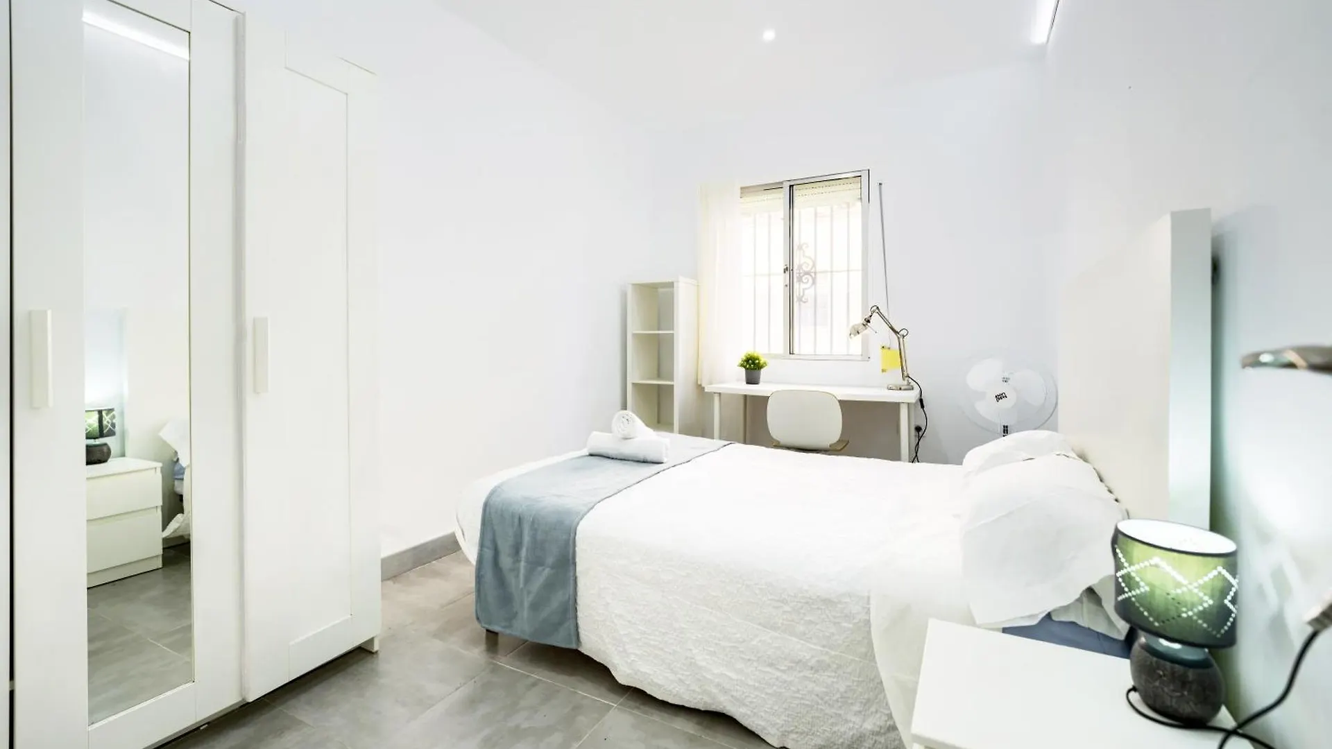 Apartment Apartamento Sanjudas - Playa La Caleta Cadiz Spain